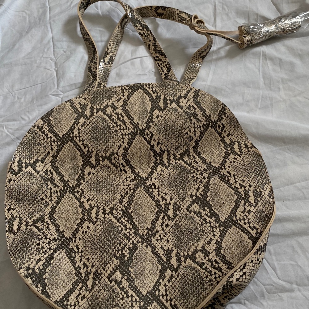 Woman’s Tote Bag